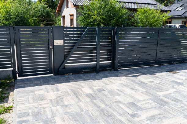Best Local Driveway Pavers  in Lynwood, CA