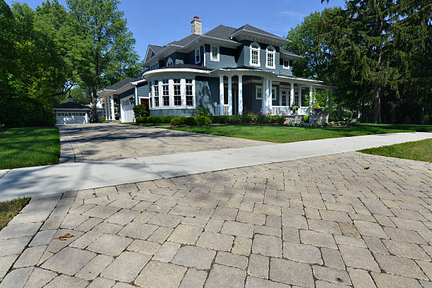 Best Local Driveway Pavers  in Lynwood, CA
